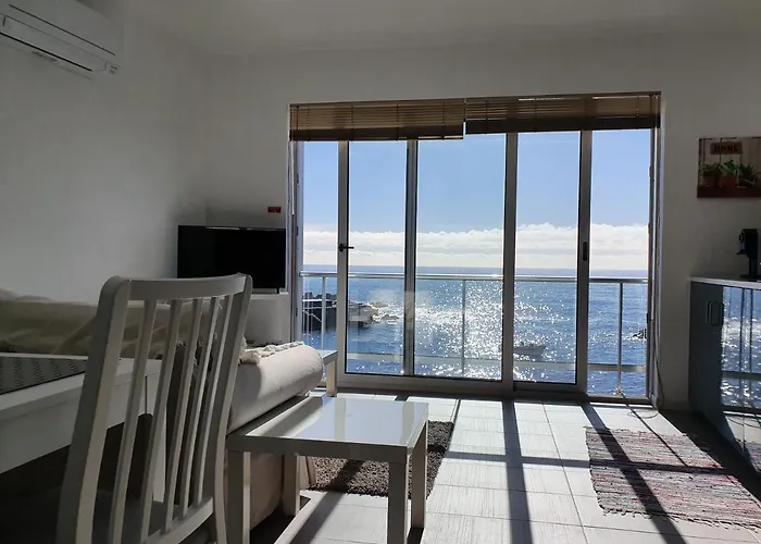 Casa Verde-porto Dos Carneiros Lagoa (Azores)