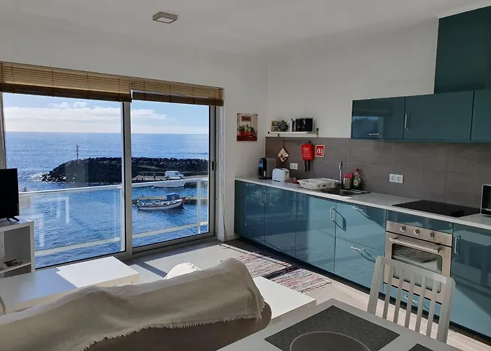 Casa Verde-porto Dos Carneiros Feriehus Lagoa (Azores)