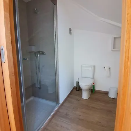 Casa Verde-porto Dos Carneiros Lagoa (Azores)